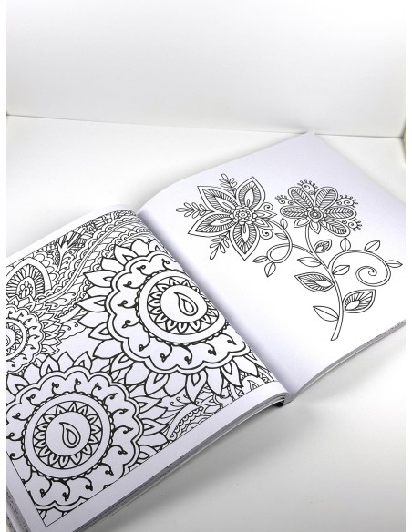 Zen Mandala Colouring Book