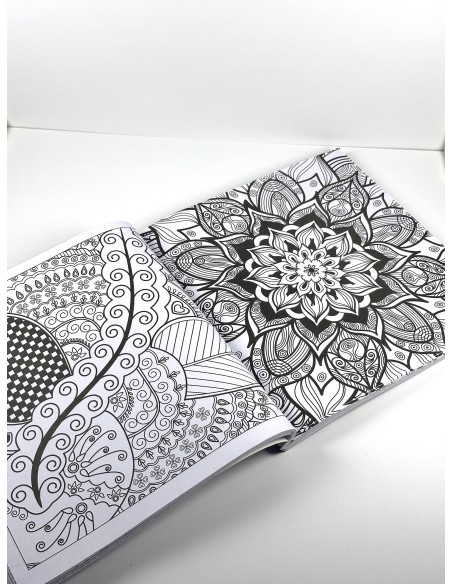 Zen Mandala Colouring Book